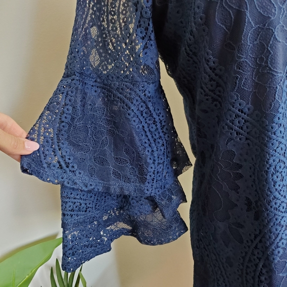 NWT Navy Lace Ruffle Sleeve Dress 👗 - Picture 3 of 5
